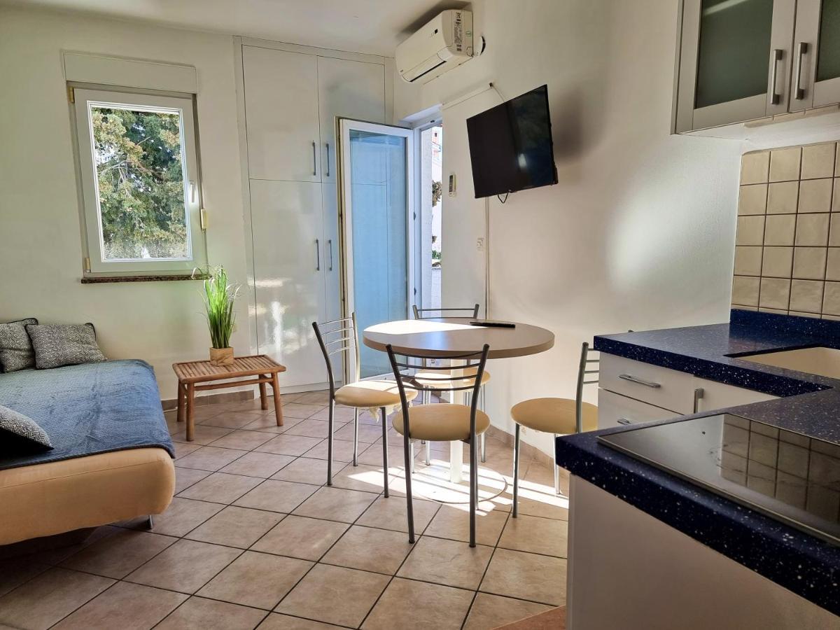 נובליה Apartment Aqua Near The City Beach מראה חיצוני תמונה