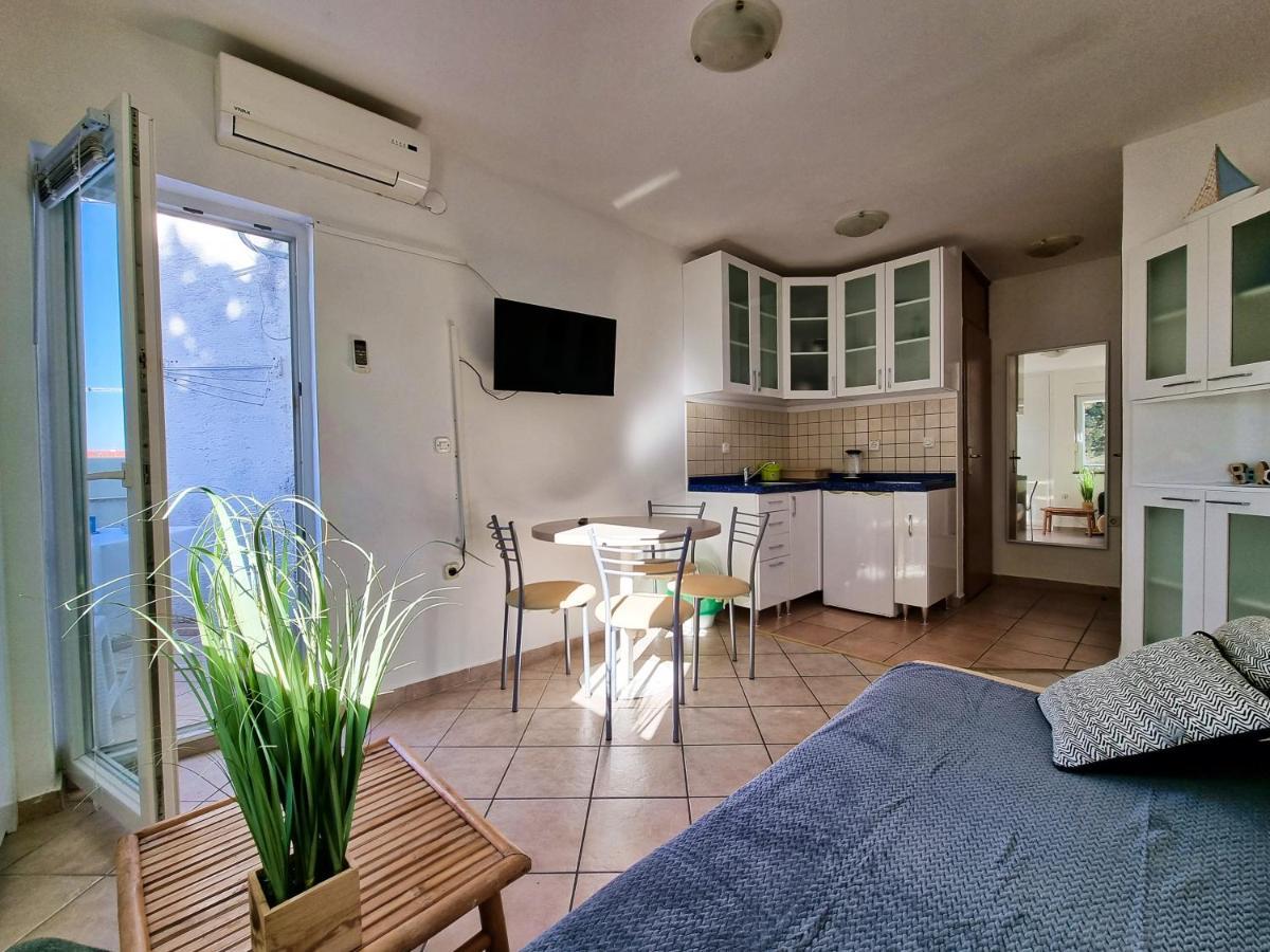 נובליה Apartment Aqua Near The City Beach מראה חיצוני תמונה